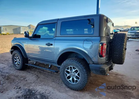 2023 Ford Bronco Base z USA, uszkodzony, nr VIN 1FMDE5CP7PLB45923